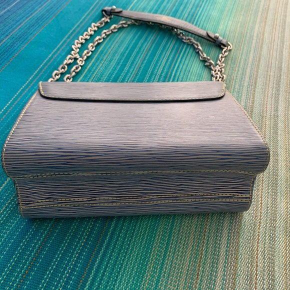 Louis Vuitton  Epi Twist MM Denim Light - Picture 4 of 7